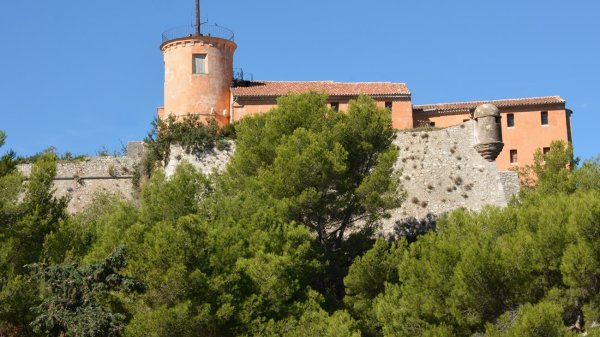 L'unique propriété privée de l'île Sainte-Marguerite achetée par la société suisse Ultima Capital